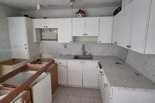 610 E 6th Pl, Hialeah, FL 33010 - Photo 15
