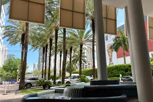 185 SW 7th St, Miami, FL 33130 - Photo 3