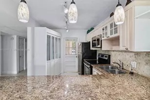 2651 S Course Dr, Pompano Beach, FL 33069 - Photo 7