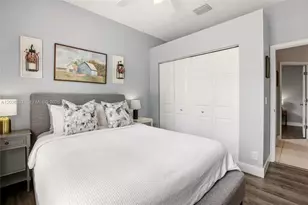 180 SW 167th Ave, Pembroke Pines, FL 33027 - Photo 21