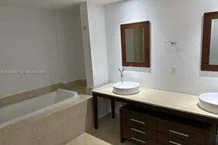 495 Brickell Ave, Miami, FL 33131 - Photo 9