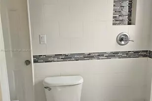 3431 SW 4th St, Miami, FL 33135 - Photo 15