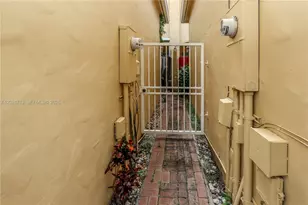 1619 Harrison St, Hollywood, FL 33020 - Photo 35