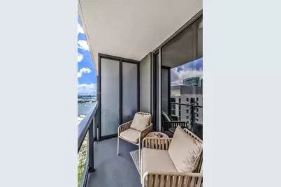 159 NE 6th St #4209, Miami, FL 33132 - Photo 5