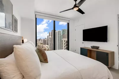 159 NE 6th St #4209, Miami, FL 33132 - Photo 17