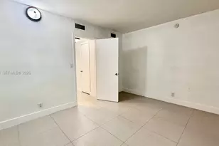 42 SW 14th St, Dania Beach, FL 33004 - Photo 17