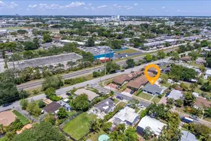 266 SW 6th St, Dania Beach, FL 33004 - Photo 5