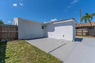 266 SW 6th St, Dania Beach, FL 33004 - Photo 29
