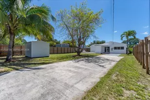266 SW 6th St, Dania Beach, FL 33004 - Photo 33