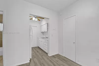 1135 Euclid Ave #202, Miami Beach, FL 33139 - Photo 15