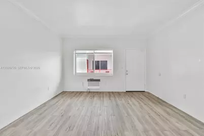 1135 Euclid Ave #202, Miami Beach, FL 33139 - Photo 9