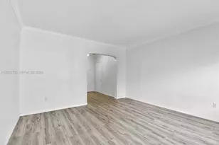 1135 Euclid Ave, Miami Beach, FL 33139 - Photo 5