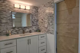 20379 W Country Club Dr, Aventura, FL 33180 - Photo 11
