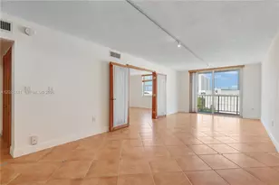 6801 Indian Creek Dr, Miami Beach, FL 33141 - Photo 11