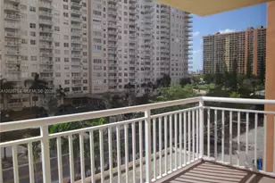 251 174th St, Sunny Isles Beach, FL 33160 - Photo 5