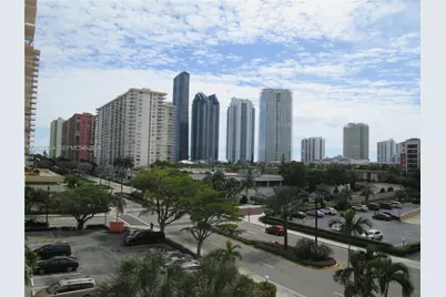 251 174th St #411, Sunny Isles Beach, FL 33160 - Photo 3