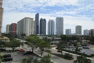 251 174th St, Sunny Isles Beach, FL 33160 - Photo 3