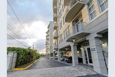 1791 NE Miami Gardens Dr #E405, Miami, FL 33179 - Photo 17