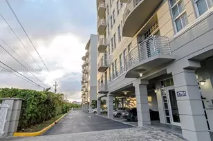 1791 NE Miami Gardens Dr, Miami, FL 33179 - Photo 17