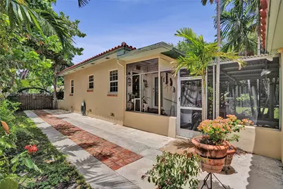 286 NE 107th St, Miami Shores, FL 33161 - Photo 21