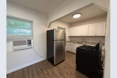 541 SW 7th St #2, Miami, FL 33130 - Photo 5