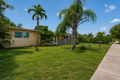 1060 NW 44, Oakland Park, FL 33309 - Photo 5
