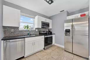 1060 NW 44, Oakland Park, FL 33309 - Photo 17