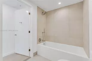 9221 E Bay Harbor Dr, Bay Harbor Islands, FL 33154 - Photo 33