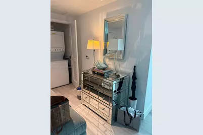 1080 Brickell Ave #1703, Miami, FL 33131 - Photo 11