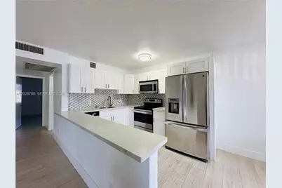 850 SW 133rd Ter #105B, Pembroke Pines, FL 33027 - Photo 1