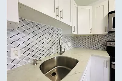 850 SW 133rd Ter #105B, Pembroke Pines, FL 33027 - Photo 3