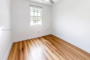 11866 SW 152nd Pl, Miami, FL 33196 - Photo 27