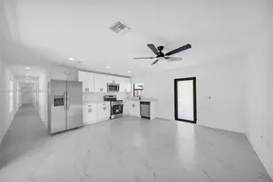 4984 Fairway Ct, Lehigh Acres, FL 33171 - Photo 3