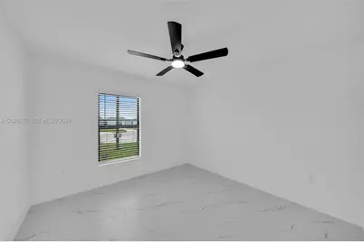4986 Fairway Ct #4986, Lehigh Acres, FL 33171 - Photo 7