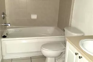 4812 Washington St, Hollywood, FL 33021 - Photo 9