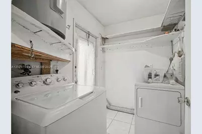 2000 N 58th Ave, Hollywood, FL 33021 - Photo 11