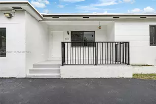821 NW 36th Ave, Miami, FL 33125 - Photo 7