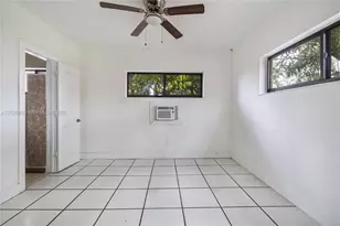 821 NW 36th Ave, Miami, FL 33125 - Photo 43
