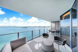 700 NE 24th St, Miami, FL 33137 - Photo 1