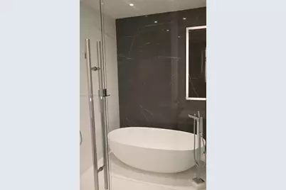 300 Biscayne Boulevard Way #2509W, Miami, FL 33131 - Photo 5
