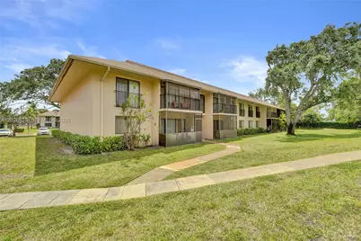 5805 Washington St #14, Hollywood, FL 33023 - Photo 7