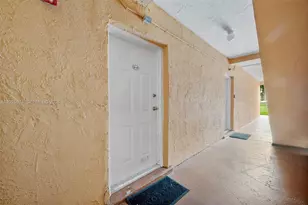 9445 SW 76th St, Miami, FL 33173 - Photo 7