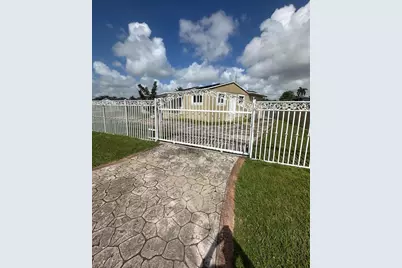 1730 SW 72nd Ct, Miami, FL 33155 - Photo 7