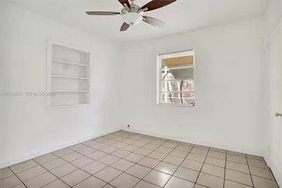 5985 SW 41st St #Front, Miami, FL 33155 - Photo 17