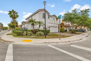 8610 NW 110th Ave, Doral, FL 33178 - Photo 21
