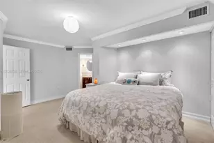 2750 NE 183rd St, Aventura, FL 33160 - Photo 19