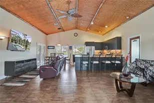 10639 Lago Welleby Dr, Sunrise, FL 33351 - Photo 7