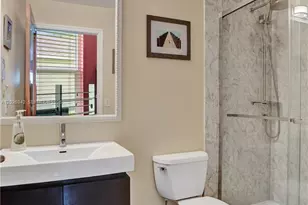 10639 Lago Welleby Dr, Sunrise, FL 33351 - Photo 39