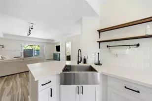 8942 W Flagler St, Miami, FL 33174 - Photo 5