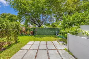 8942 W Flagler St, Miami, FL 33174 - Photo 25